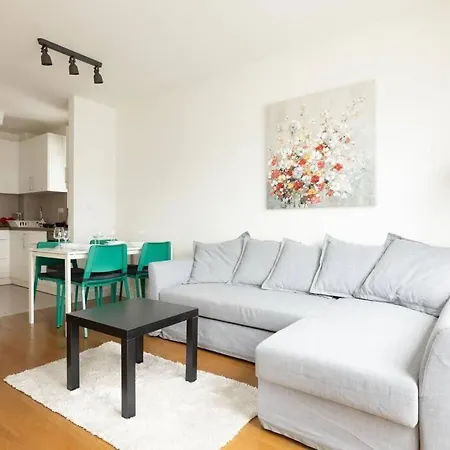 Apartament Zemun Luxury - Comfortable, Workspace, Quiet, Free Parking, Netflix