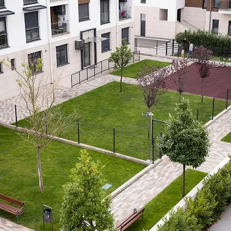 Apartament Zemun Luxury - Comfortable, Workspace, Quiet, Free Parking, Netflix *