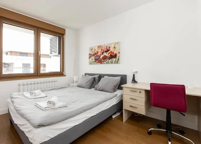 Zemun Luxury - Comfortable, Workspace, Quiet, Free Parking, Netflix Lejlighed *