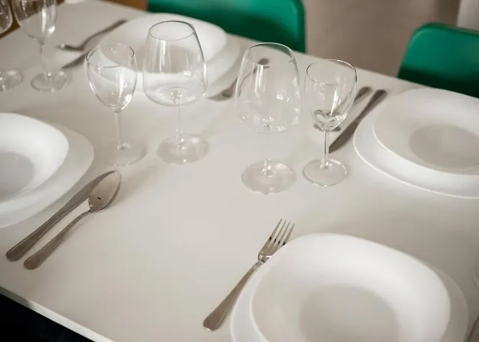 Zemun Luxury - Comfortable, Workspace, Quiet, Free Parking, Netflix * Beograd